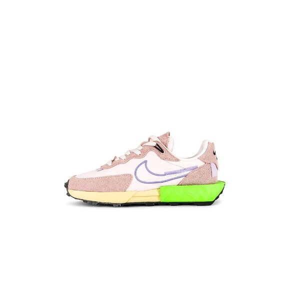 Nike Fontanka Waffle Sneakers DC3579-601. Pink Oxford & Light Thistle - Picture 2 of 9